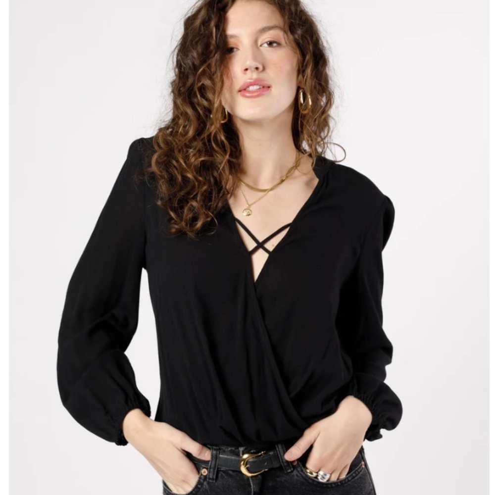 New Band Of‎ The Free Crossover V-Neck Long Sleeve Top Hallie Black Size XS NWT